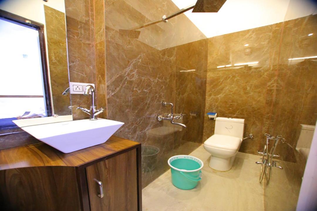 Hotel Osakataj Agra  Esterno foto