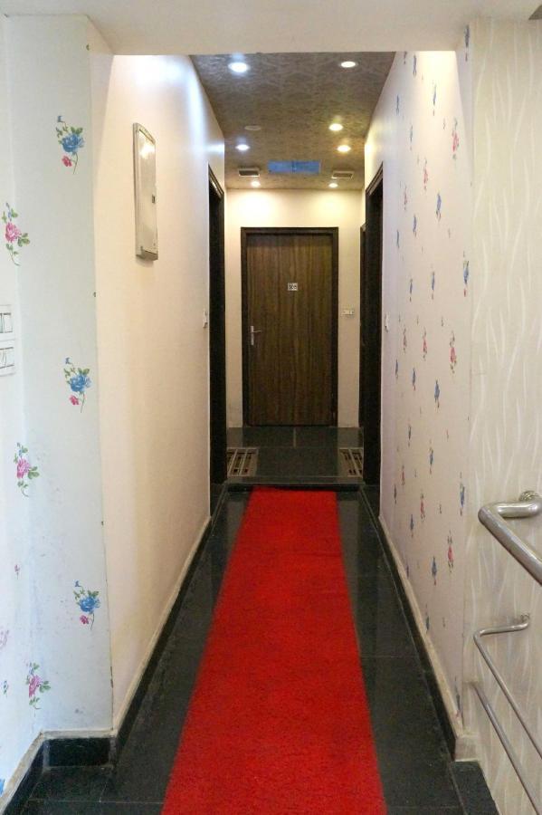 Hotel Osakataj Agra  Esterno foto